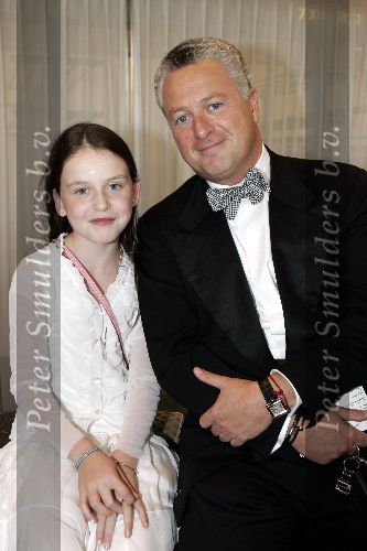 Tilburg 23 oktober 2005
Premiere Annie in schouwburg Tilburg.
Bram Moszkowicz met dochter
Peter Smulders bv
