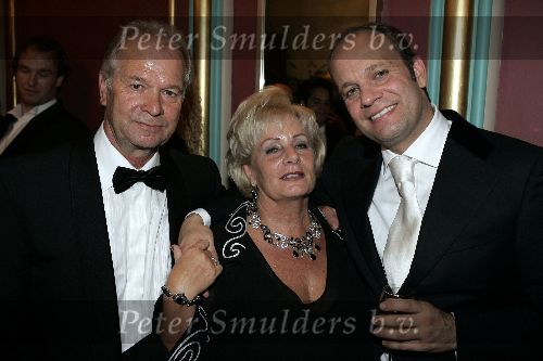Amsterdam 2 oktober 2005
Premiere Beauty and the beast in Carre.
Carlo Boszhard met  ouders