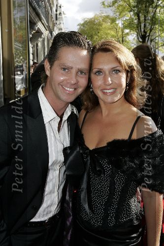 Amsterdam 2 oktober 2005
Premiere Beauty and the beast in Carre.
Danny de Munk met vrouw.