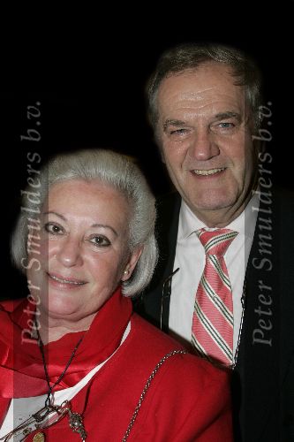 Tilburg, 20 November 2005
Fons Bruins ( directeur Eindhoven Stadsschouwburg) met zijn vrouw