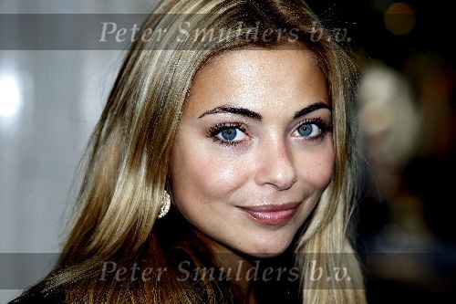 Amsterdam 19 oktober 2005
Georgina Verbaan demonstreert tegen bont op pc hooftstraat