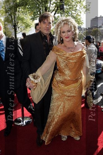 Amsterdam 2 oktober 2005
Premiere Beauty and the beast in Carre.
Karin Bloemen en gerard Joling