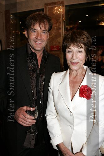 Amsterdam 2 oktober 2005
Premiere Beauty and the beast in Carre.
Gerard Joling en Mies Bouwman