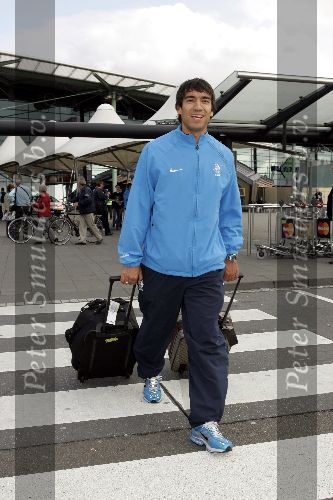 Amsterdam 9 oktober 2005
Aankomst Nederlands elftal op schiphol na kwalificatie WK
Giovanni v Bronckhorst