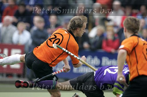 Eindhoven, 9 Oktober 2005
De eerste wedstrijd in de hoofdklasse tussen promovendus HC Eindhoven en landskampioen Oranje Zwart, eindstand 1-3 voor de landskampioen.