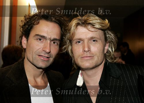 Alphen aan de Rijn 3 oktober 2005
Premiere Liesbeth List.
Hans Klok met Gerard Alderliefste