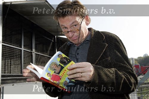 Den Haag 12 oktober 2005
Presentatie boek Henny Huisman bij circus Renz.