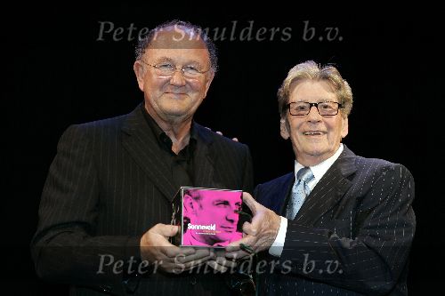 Amsterdam 2 oktober 2005
Presentatie cd Wim Sonneveld in nieuwe de la mar theater.
Joop v d Ende met Friso Wiegersma