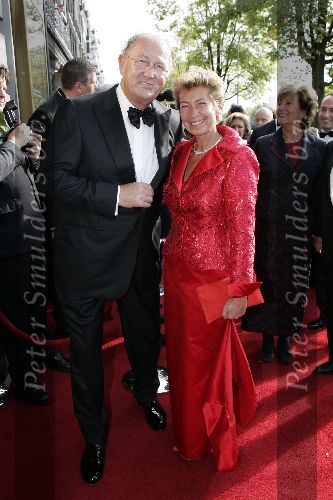 Amsterdam 2 oktober 2005
Premiere Beauty and the beast in Carre.
Joop v d Ende en Janine v d Ende