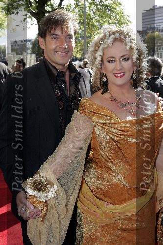 Amsterdam 2 oktober 2005
Premiere Beauty and the beast in Carre.
Karin Bloemen en gerard Joling