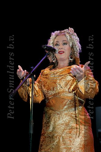 Amsterdam 2 oktober 2005
Presentatie cd Wim Sonneveld in nieuwe de la mar theater.
 Karin Bloemen