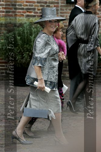 Naarden 22 oktober 2005
Trouwen Prins Floris en Aimee Sohngen in kerk naarden Vesting. 
Koningin Beatrix
