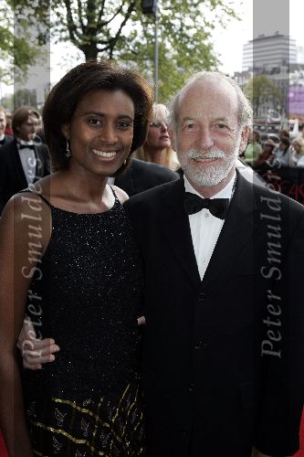 Amsterdam 2 oktober 2005
Premiere Beauty and the beast in Carre.
Laetitia Griffith met man