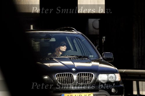 Amsterdam 27 oktober 2005
Leontine Borsato in BMW X5 jeep
