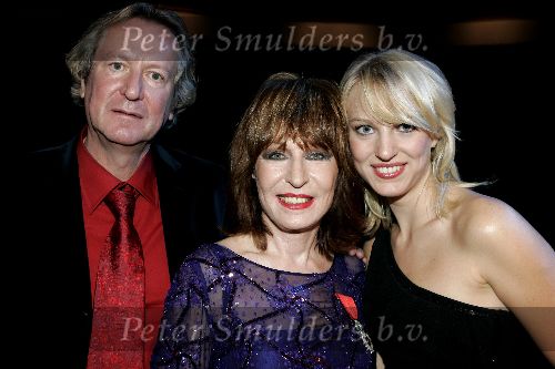 Alphen aan de Rijn 3 oktober 2005
Premiere Liesbeth List.
Liesbeth met man en vrouw