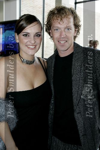 Tilburg 23 oktober 2005
Premiere Annie in schouwburg Tilburg.
Marieke v ginneken met vriend