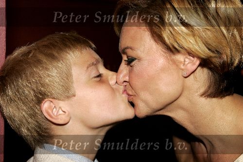 Amsterdam 2 oktober 2005
Premiere Beauty and the beast in Carre.
Mariska v Kolck en   haar jarige zoon Christophe