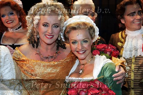 Amsterdam 2 oktober 2005
Premiere Beauty and the beast in Carre.
Mariska v Kolck Karin Bloemen