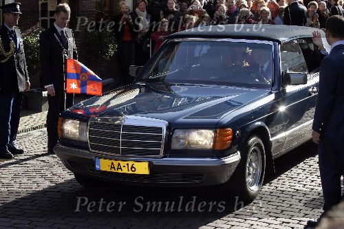 Naarden 20 oktober 2005
Trouwen Prins Floris en Aimee Sohngen in stadhuis Naarden.
mercedes cabriolet