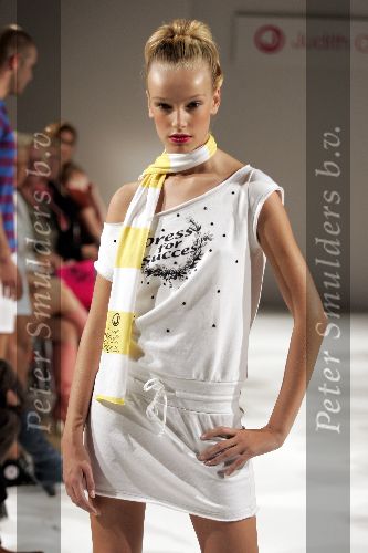 Amsterdam 30 oktober 2005
Modeshow Judith Osborn in ijtoren.