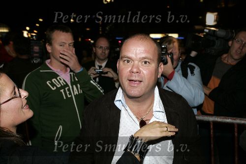 Amsterdam 5 oktober 2005
Robbie Williams concert in Paradiso .
Paul de Leeuw met Stephan