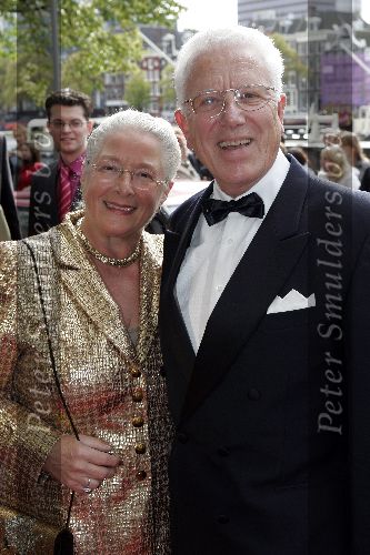 Amsterdam 2 oktober 2005
Premiere Beauty and the beast in Carre.
Paul v Gorcum met vrouw