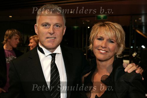 Amsterdam 21 oktober 2005
Televizierringuitreiking in ij theater.
Peter R de Vries met vrouw