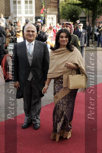 Naaren 22 oktober 2005
Huwelijk van Prins Floris en Prinses Aimee in kerk Naarden.
Prinses Sarvath en Prins Hasan Bin Talal van Jordanie