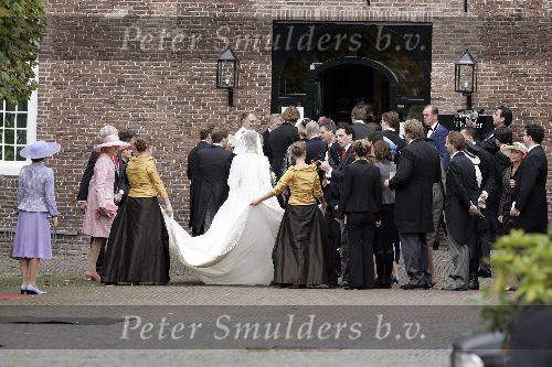 Naarden 22 oktober 2005
Trouwen Prins Floris en Aimee Sohngen in kerk naarden Vesting. 
bij het Arsenaal
