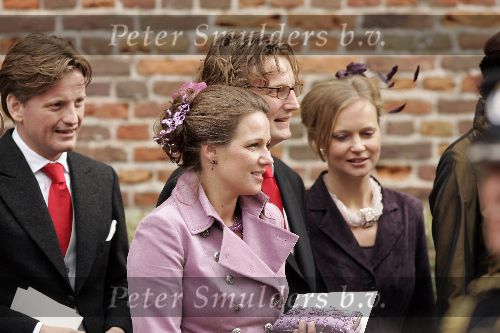 Naarden 22 oktober 2005
Huwelijk van Prins Floris en Prinses Aimee in kerk Naarden.
Prinses Annette en Prins Bernhard jr