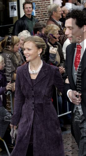 Naarden 22 oktober 2005
Trouwen Prins Floris en Aimee Sohngen in kerk naarden Vesting. 
Prinses carolina met broer Aimee