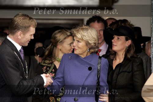 Naarden 20 oktober 2005
Trouwen Prins Floris en Aimee Sohngen in stadhuis Naarden.
Prinses Irene Peter Rehwinkel