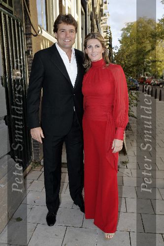 Amsterdam 2 oktober 2005
Premiere Beauty and the beast in Carre.
Danielle Overgaag en Reinout Oerlemans