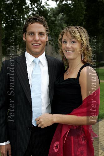St Oedenrode 23 augustus 2005
Trouwerij Pieter v d Hoogenband en Minoush op kasteel.
Broer Robert met vriendin Arlette