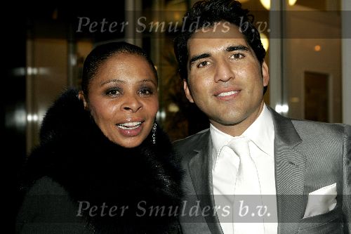 Amsterdam 10 oktober 2005
Esquire best geklede m an van 2005 verkiezing.
Rodrigo Otazu met een vriendin