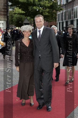 Naaren 22 oktober 2005
Huwelijk van Prins Floris en Prinses Aimee in kerk Naarden.
Tjerk Bogstra met vrouw