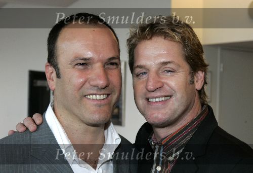 Tilburg 23 oktober 2005
Premiere Annie in schouwburg Tilburg.
Tony Neef met man
