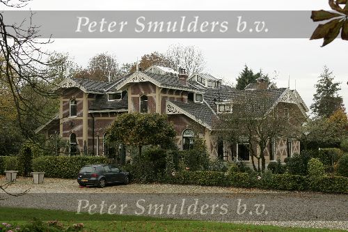 Nigtevecht 29 oktober 2005
Vecht voor de Vecht. Bewoners van Nigtevecht zijn tegen de aanleg van snelweg de A6 door de weilanden bij Nigtevecht.
Oa Wendy v Dijk Jort Kelder en Georgina Verbaan wonen daar in Zwaanwijck