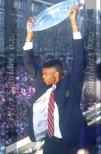 Kanu bij het Kampioensschap van AJAX Seizoen 1995 1996