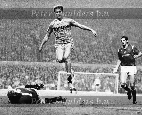Manchester 1986
Manchester united-PSV voor europacup 1, eindstand 1-0   KENNETH BRYLLE