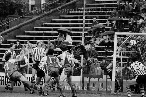 Rotterdam, 24 mei 1981
PSV-SPARTA, eindstand 3-0
David Loggy Rob Landsbergen