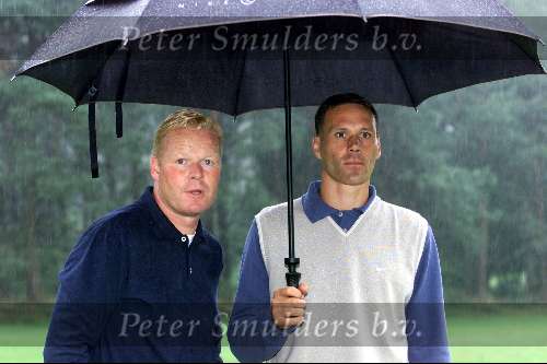 3 September 2001 Roosendaelse golfclub
Wedstrijd tussen Marco v Basten en Ronald Koeman tegen Gerard Louter en Jan Heemskerk.
Golfen