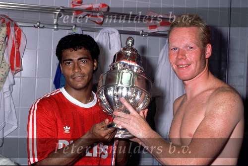 PSV Bekerkampioen seizoen 1988/1989
Romario en Ronald Koeman