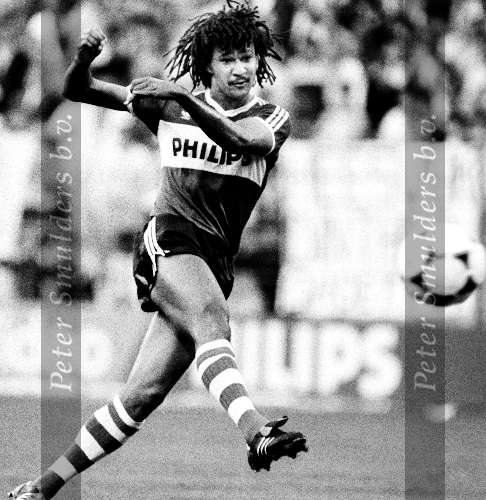 1985 Eindhoven
PSV-FC Twente, eindstand 4-0
Ruud Gullit