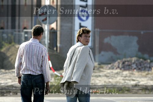 Amsterdam 4 september 2005
Linda de Mol en Beau v Erven Dorens na opnames van hun talk show in panama. John de Mol met Tony Berk