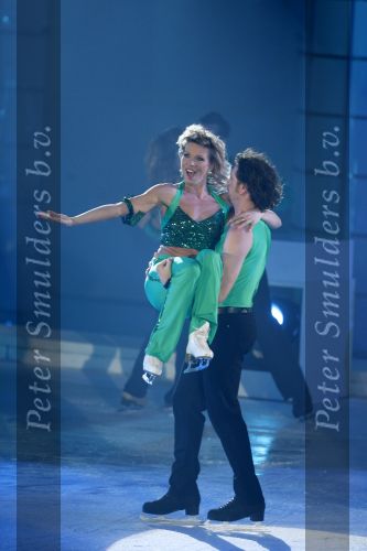 Hilversum 15 september 2006
Sterren dansen op het ijs.
Annemarie Thomas.