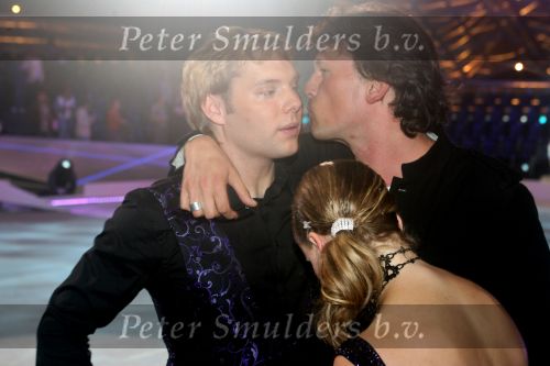 Eindhoven, 3 September 2006
Dancing On Ice ( 2e avond )
Bas Westerweel bedankt de partner van zijn vrouw Babette v veen.