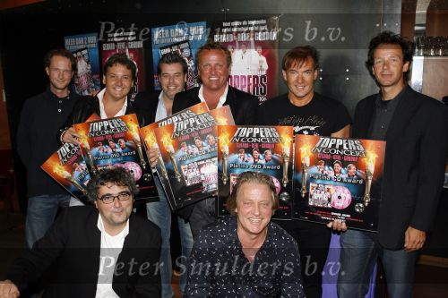 Loosdrecht 30 augustus 2006
presentatie gouden dvd van de toppers in concert bij Restaurant Zin. Gordon Rene Froger en Gerard Joling Benno de Leeuw en Tommy Peters