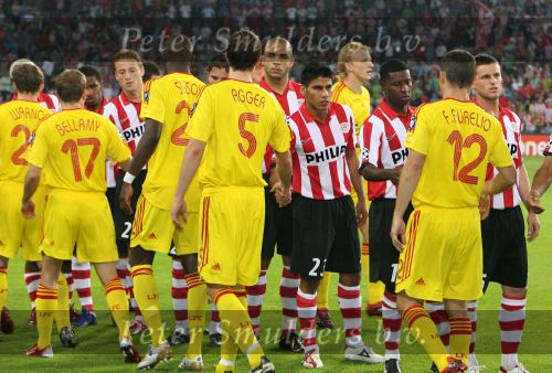 Eindhoven, 12 September 2006 Eerste wedstrijd ChampionsLeague Seizoen 2006/2007 eindstand 0-0
Carlos Salcido Alex PSV, Edison Mendez, Jan Kromkamp en Jason Culina