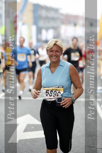Zaandam 17 september 2006
Caroline Tensen loopt de \